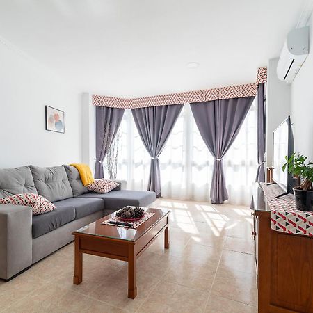 Apartamento Espacioso Cerca De La Playa Con Aire Acondicionado Appartement Moaña Buitenkant foto