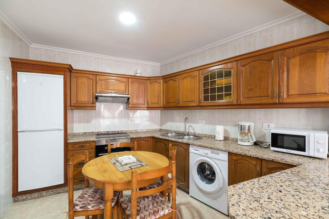 Apartamento Espacioso Cerca De La Playa Con Aire Acondicionado Appartement Moaña Buitenkant foto
