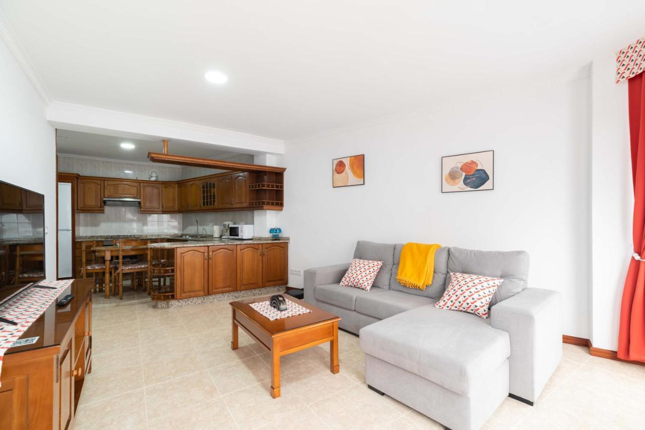 Apartamento Espacioso Cerca De La Playa Con Aire Acondicionado Appartement Moaña Buitenkant foto