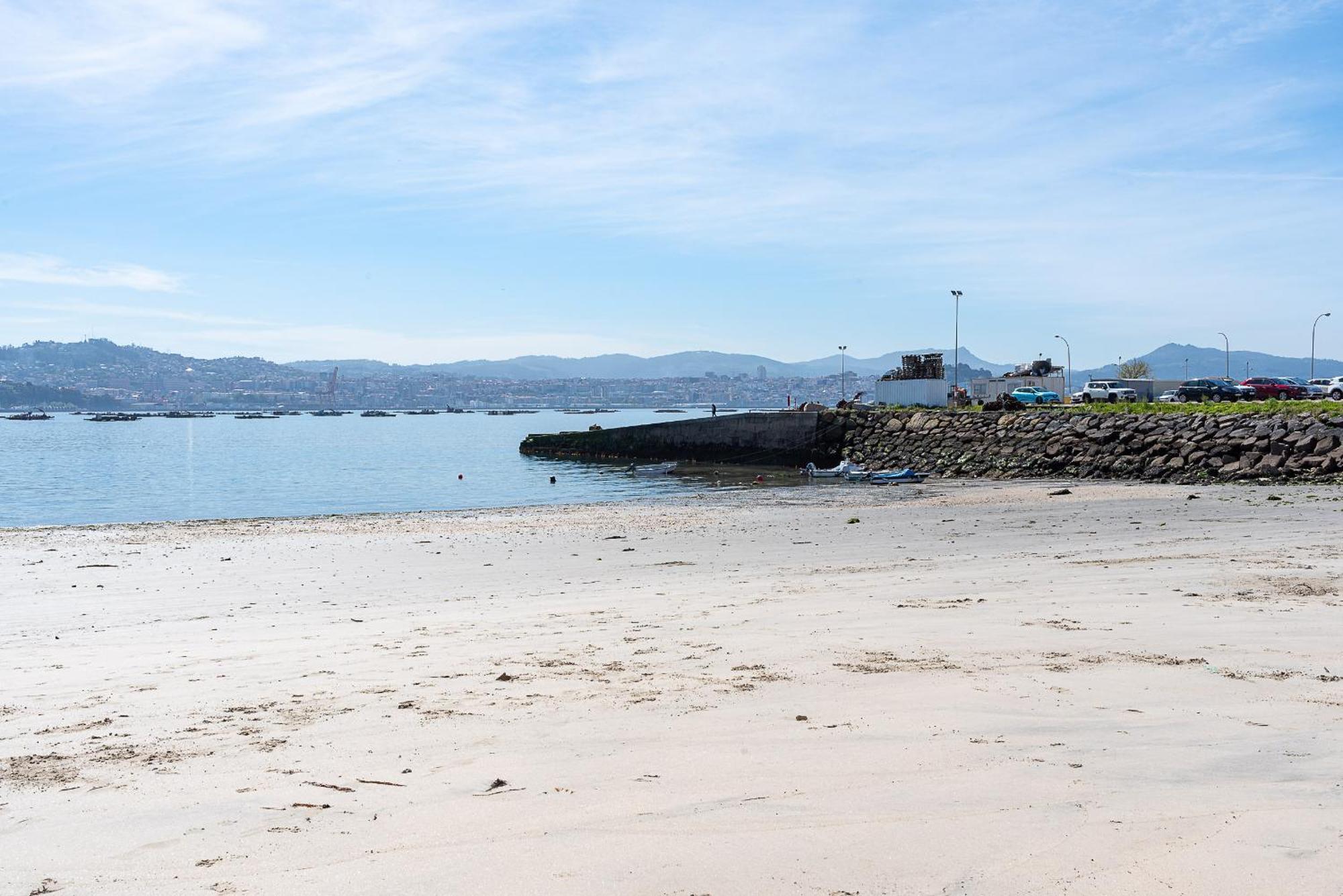 Apartamento Espacioso Cerca De La Playa Con Aire Acondicionado Appartement Moaña Buitenkant foto