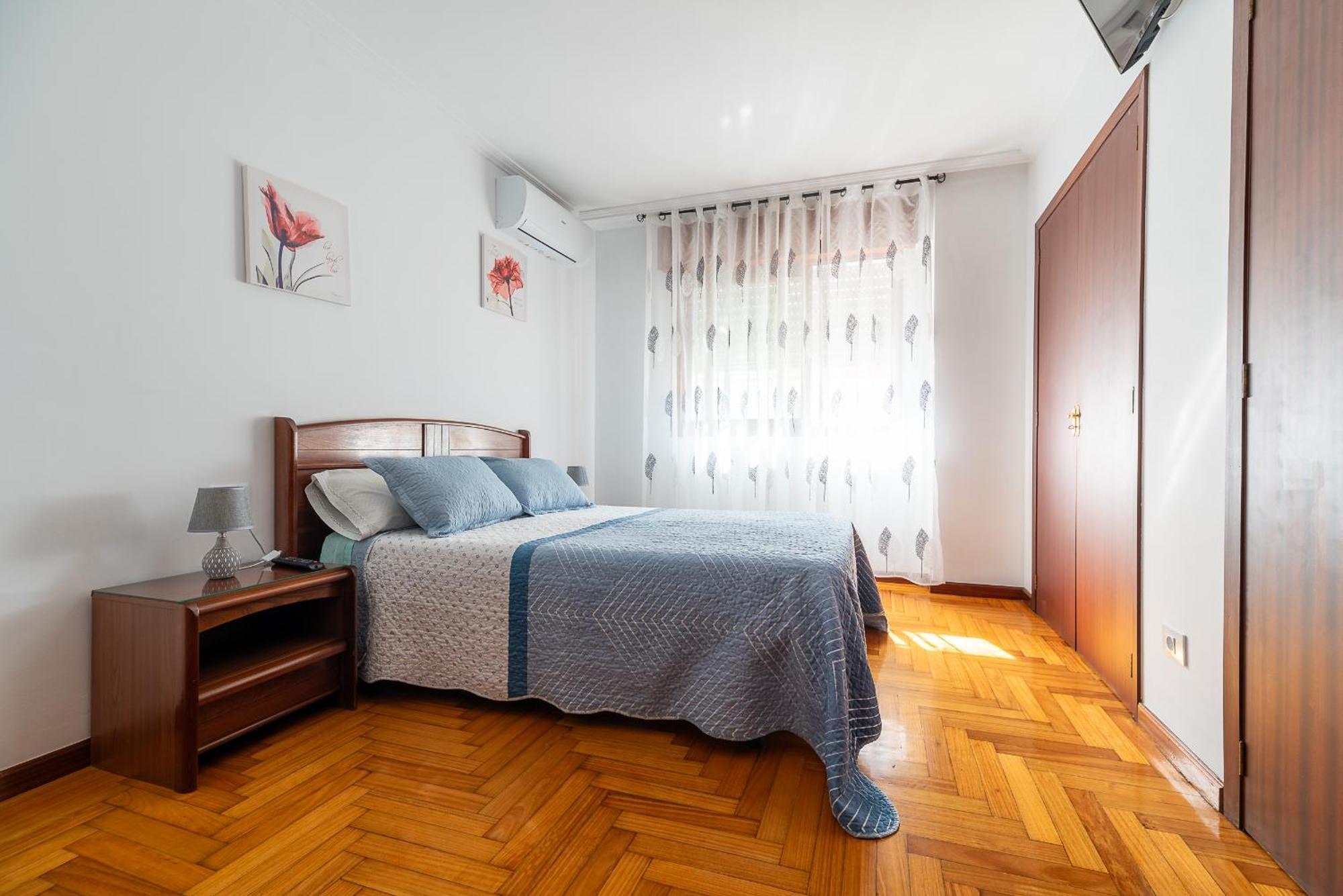 Apartamento Espacioso Cerca De La Playa Con Aire Acondicionado Appartement Moaña Buitenkant foto